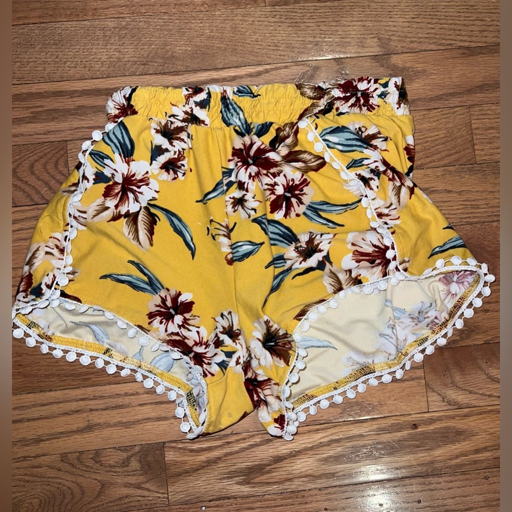 Ardene yellow floral summer shorts